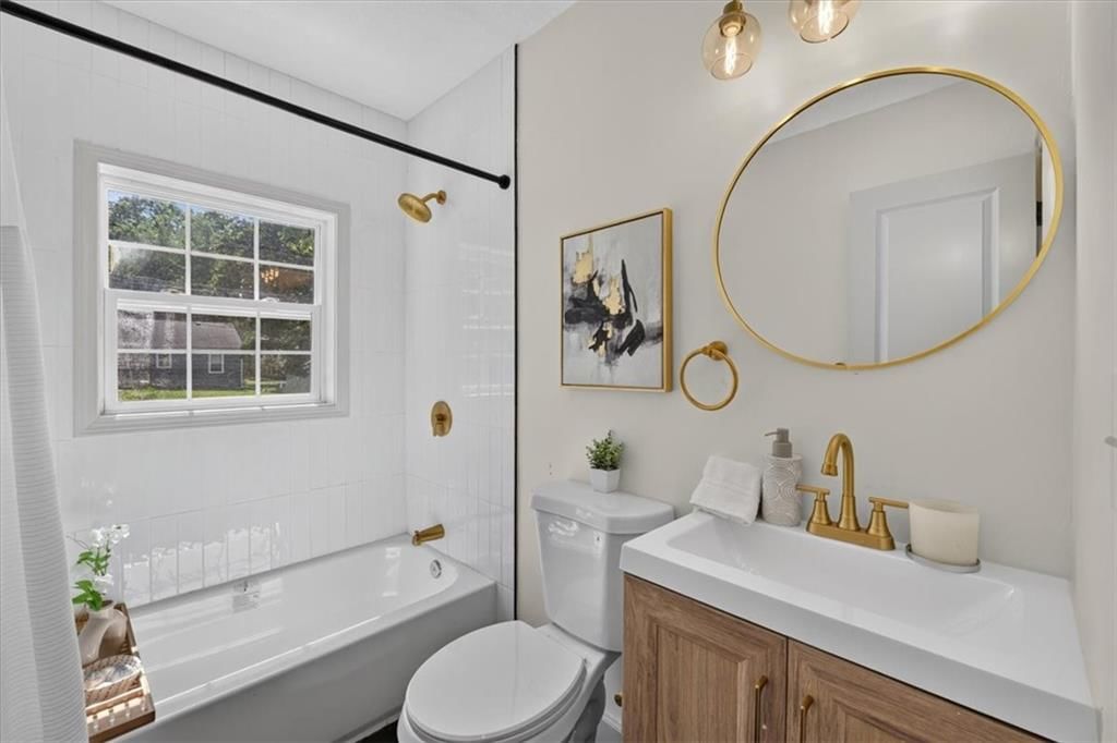 427 W 87th Terrace — photo 14