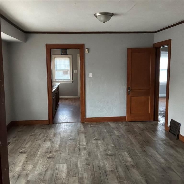 1150 Rowland Avenue — photo 7