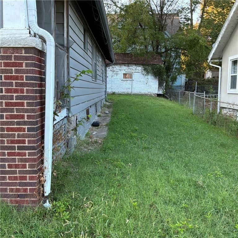 1150 Rowland Avenue — photo 20