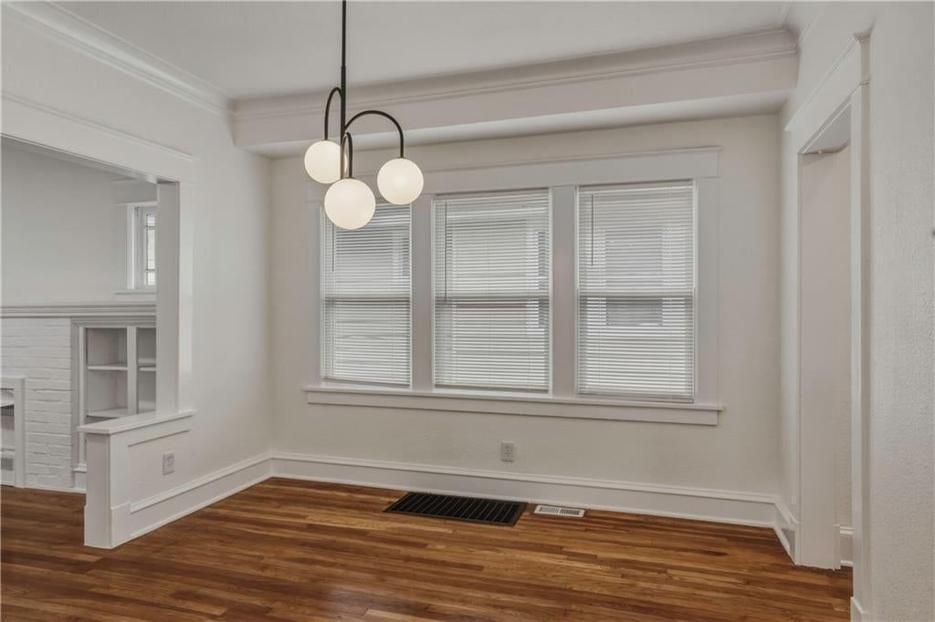 5623 Brooklyn Avenue — photo 9