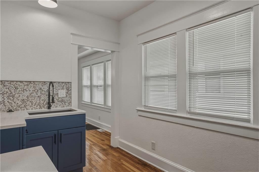 5623 Brooklyn Avenue — photo 13