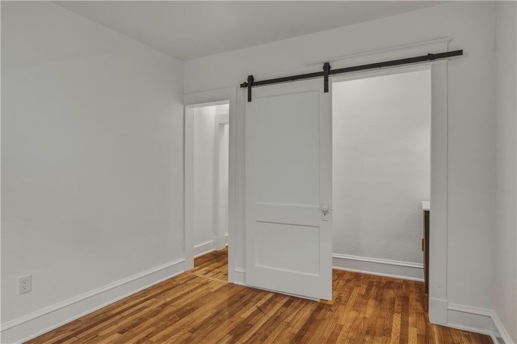 5623 Brooklyn Avenue — photo 15