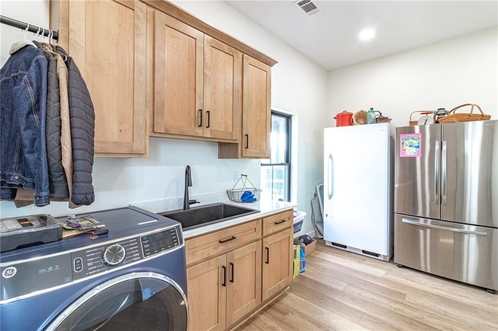 4674 NW B Highway — photo 35