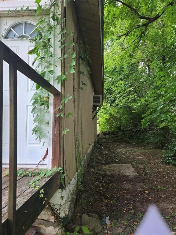 1136 Georgia Avenue — photo 17