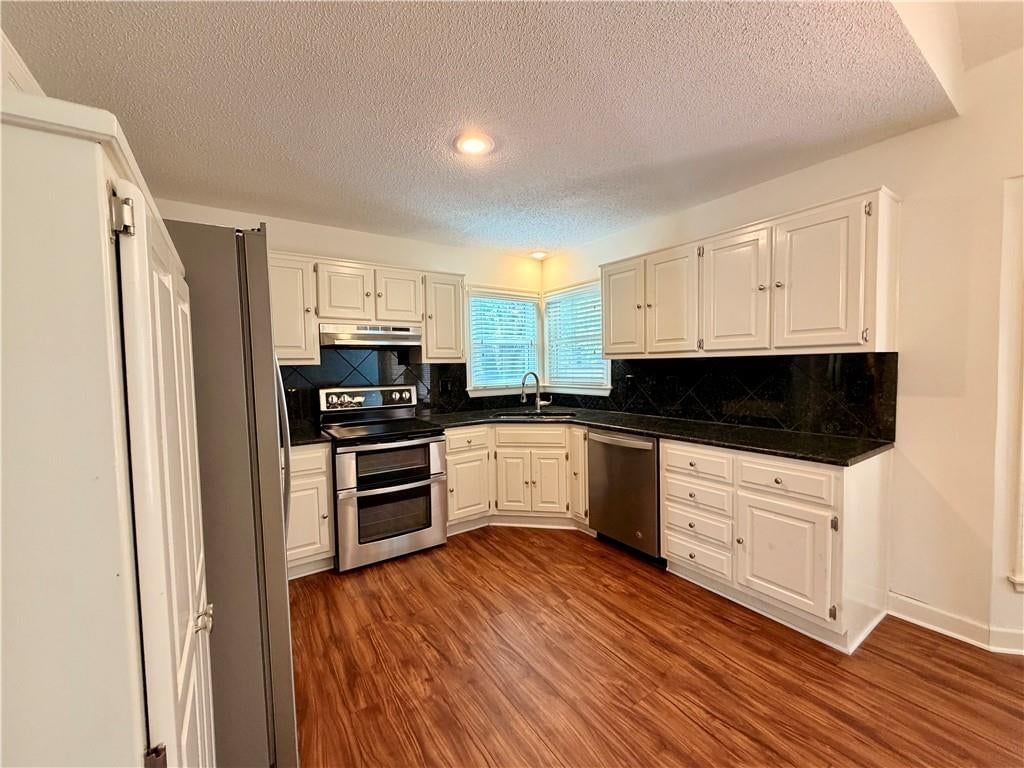 12516 S Cottonwood Drive — photo 9