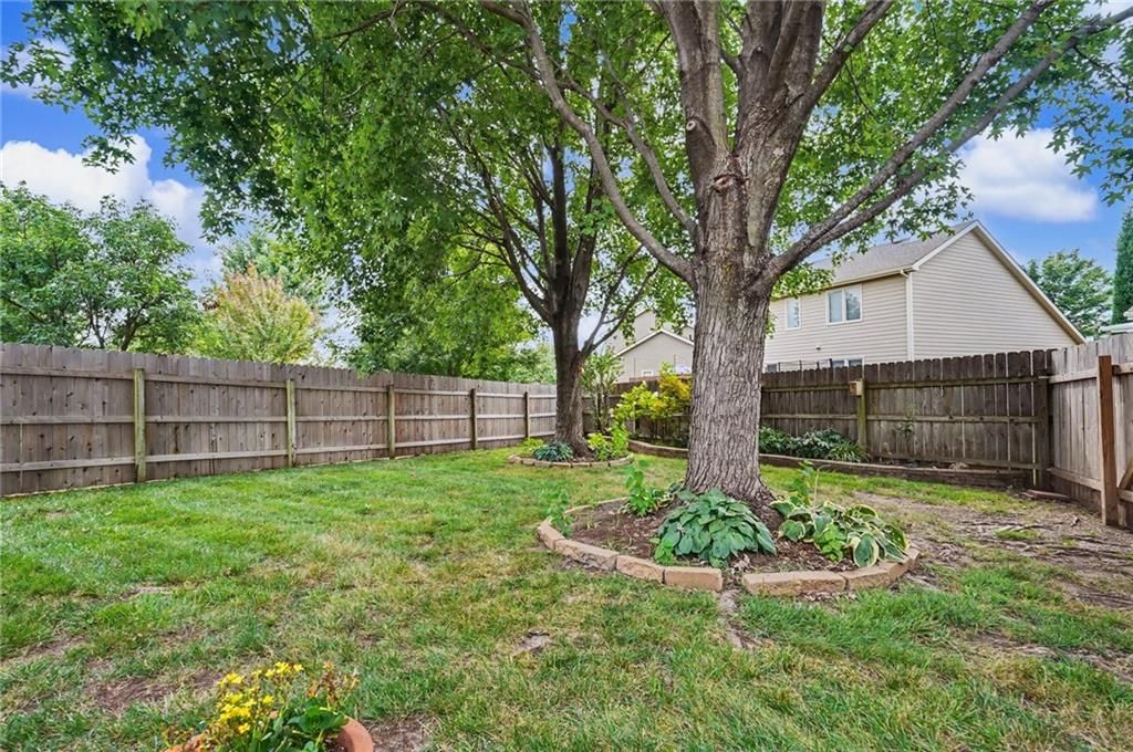 2719 Larkspur Court — photo 17