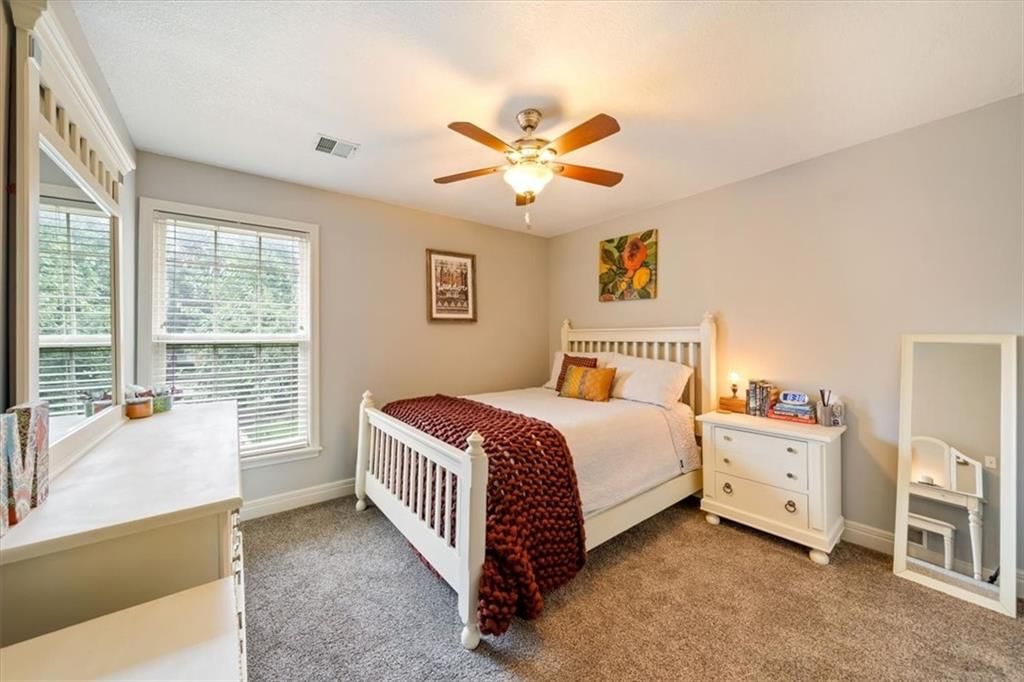 5125 Roundtree Street — photo 8