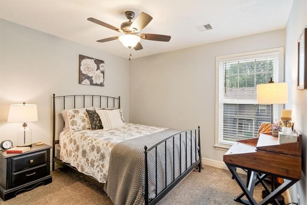 5125 Roundtree Street — photo 9