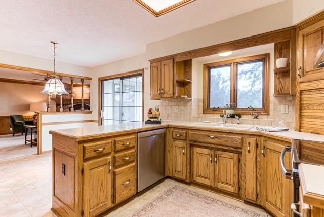 Photo 14 of 34 - 12309 E 53rd Street, Kansas City, MO 64133