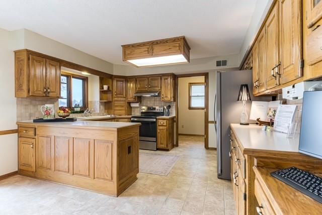 Photo 15 of 34 - 12309 E 53rd Street, Kansas City, MO 64133
