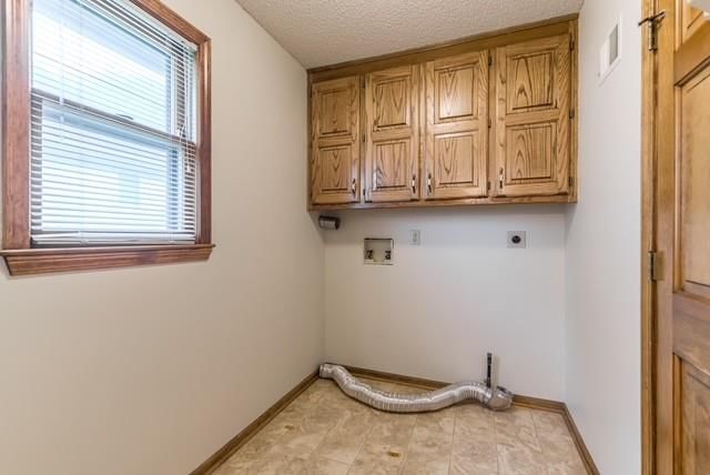 Photo 17 of 34 - 12309 E 53rd Street, Kansas City, MO 64133
