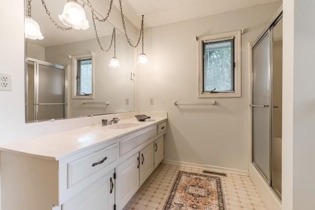 Photo 24 of 34 - 12309 E 53rd Street, Kansas City, MO 64133