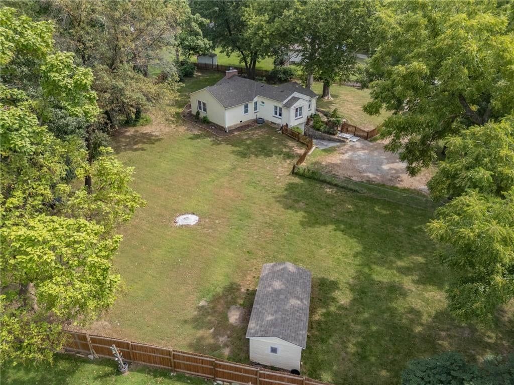 9814 W 57th Street, Merriam, KS: listing photo 3