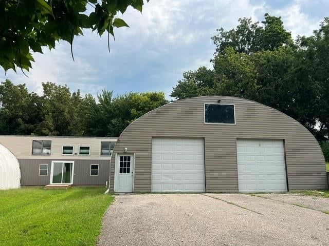 2910 Karnes Road — photo 1
