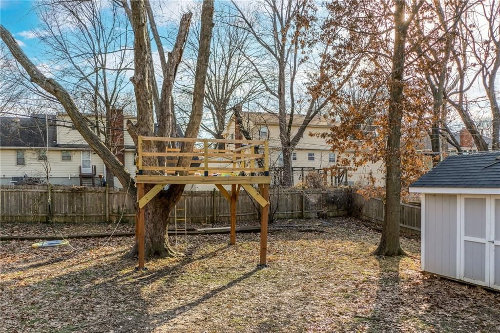 1713 NE 69th Terrace — photo 34