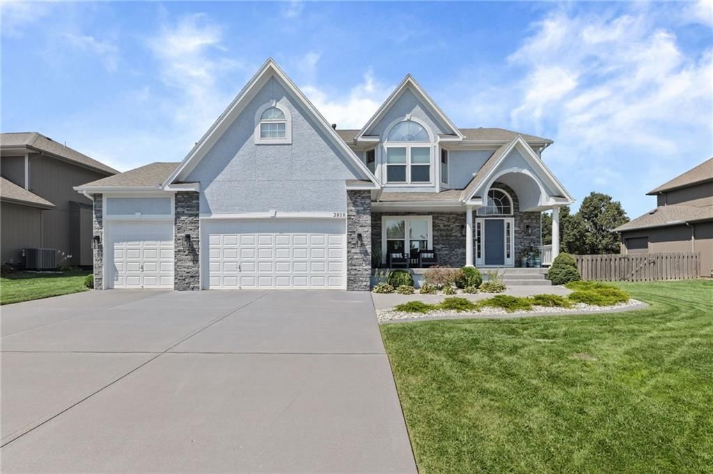 2818 NE WOOD CREEK Lane — photo 2