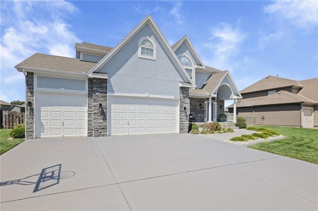 2818 NE WOOD CREEK Lane — photo 3