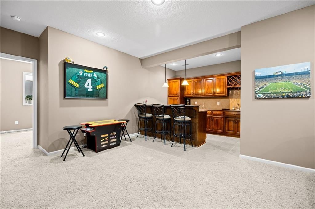 2818 NE WOOD CREEK Lane — photo 51