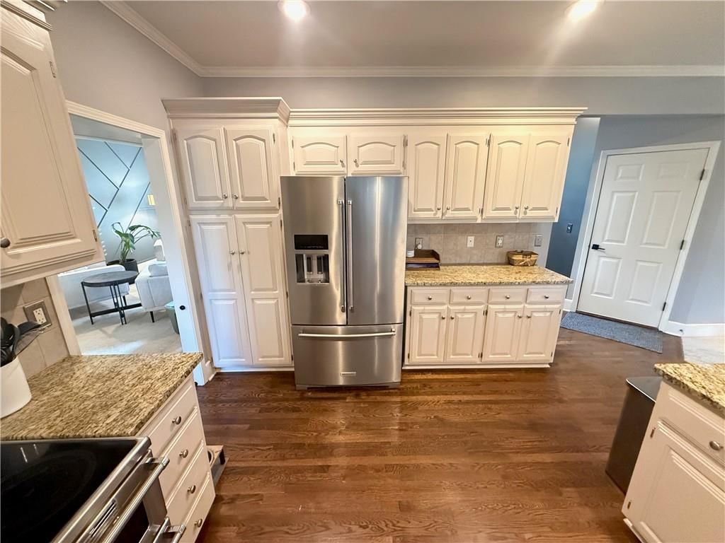 21310 W 81st Place — photo 19