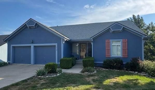 1616 N Hunter Drive — photo 1