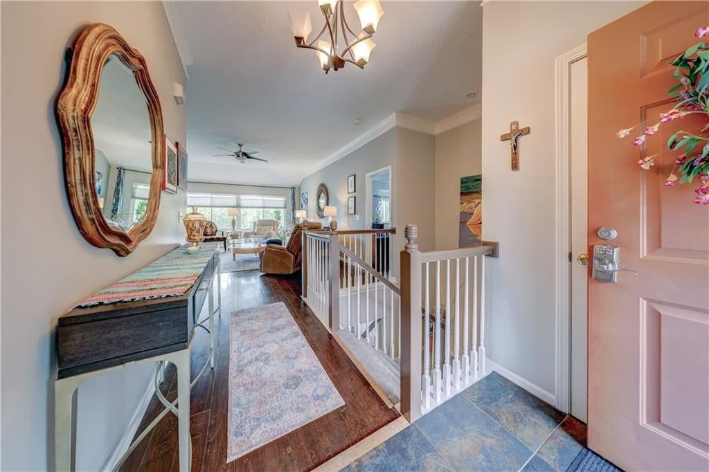 Photo 4 of 35 - 1616 N Hunter Drive, Olathe, KS 66051