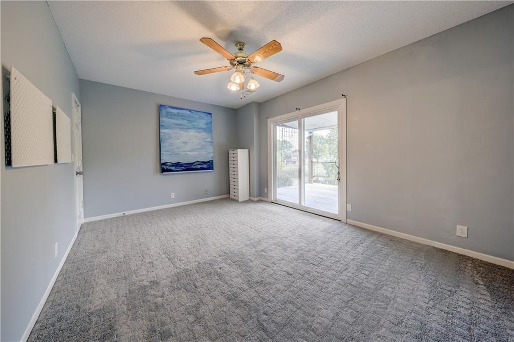 Photo 22 of 35 - 1616 N Hunter Drive, Olathe, KS 66051