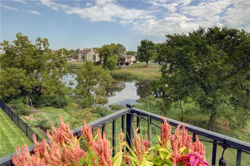 Photo 34 of 35 - 1616 N Hunter Drive, Olathe, KS 66051