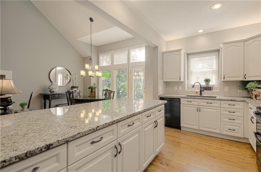 Photo 16 of 48 - 13449 W 126 Terrace, Overland Park, KS 66213