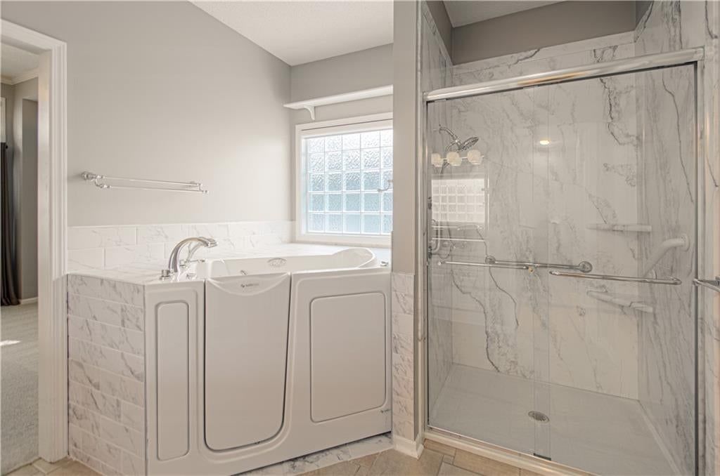 Photo 21 of 48 - 13449 W 126 Terrace, Overland Park, KS 66213