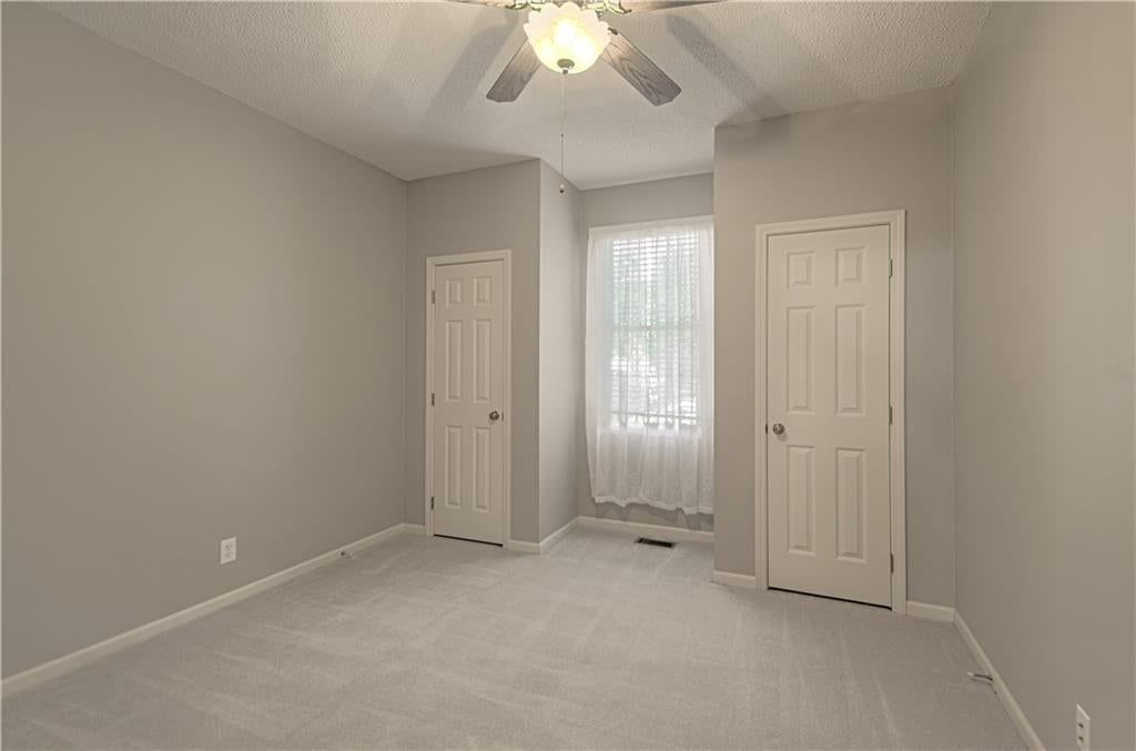 Photo 25 of 48 - 13449 W 126 Terrace, Overland Park, KS 66213