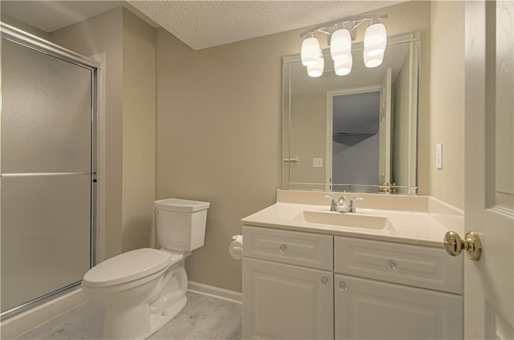 Photo 37 of 48 - 13449 W 126 Terrace, Overland Park, KS 66213