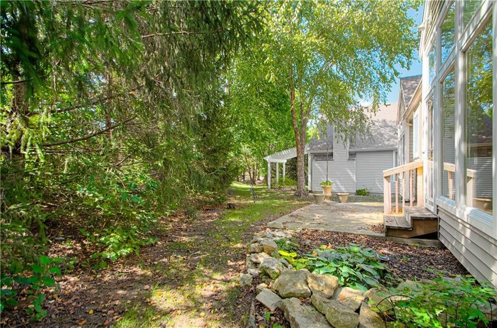 Photo 42 of 48 - 13449 W 126 Terrace, Overland Park, KS 66213