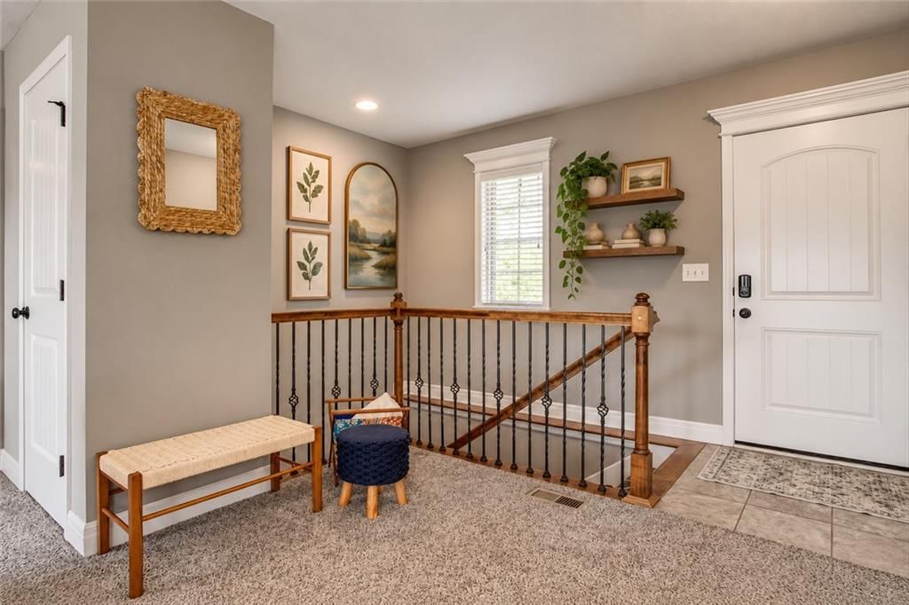213 NE Hannah Court — photo 23