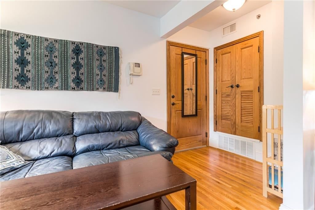 4328 Walnut Street — photo 6