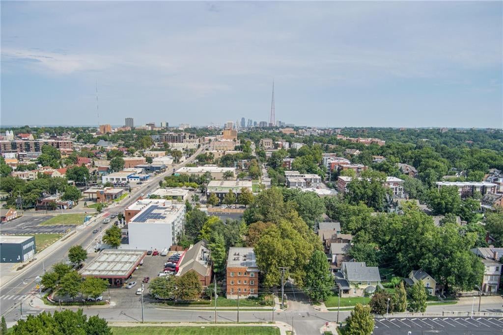 4328 Walnut Street — photo 46