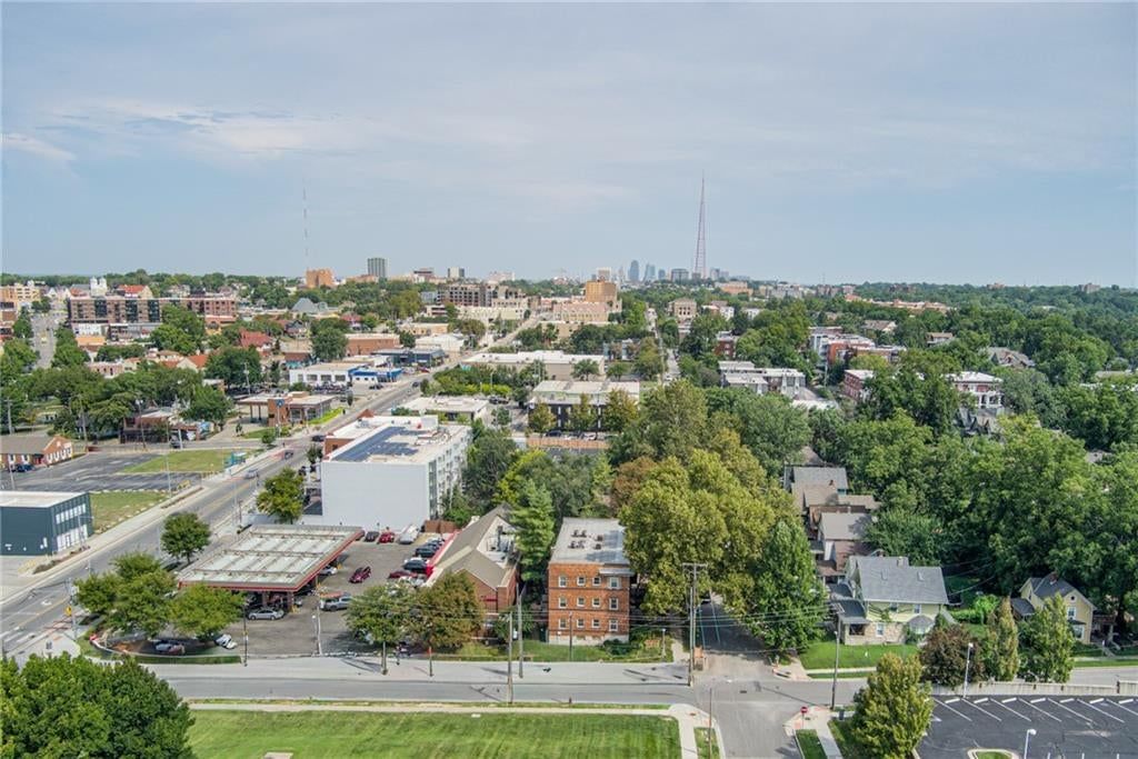 4328 Walnut Street — photo 48