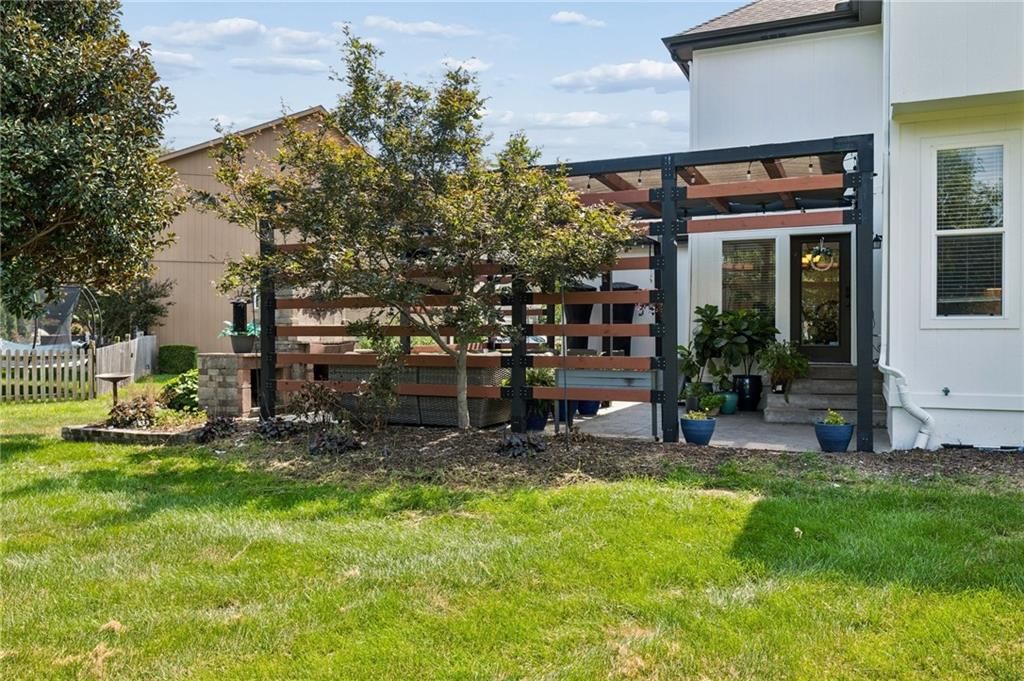 2504 SW Samuel Lane — photo 44