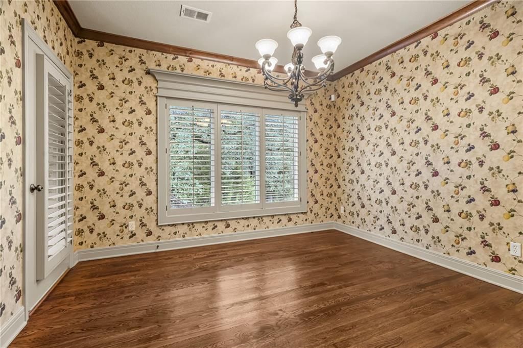 Photo 11 of 42 - 5303 W 124th Court, Overland Park, KS 66209