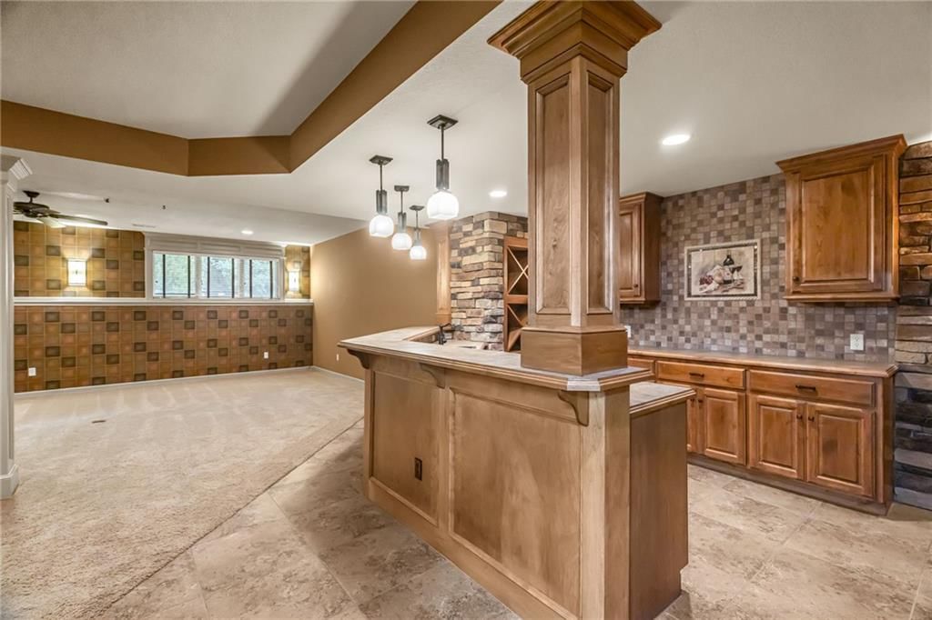 Photo 23 of 42 - 5303 W 124th Court, Overland Park, KS 66209