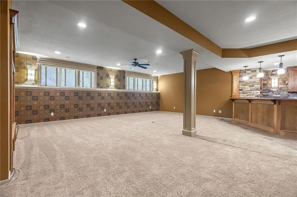 Photo 28 of 42 - 5303 W 124th Court, Overland Park, KS 66209