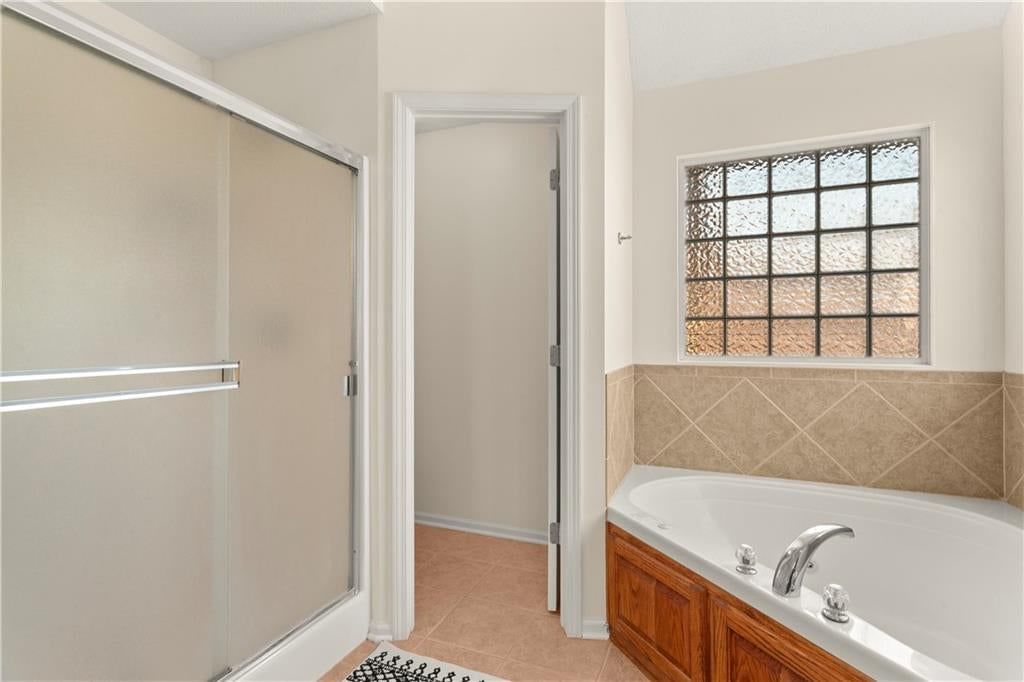 900 NW Poplar Court — photo 17
