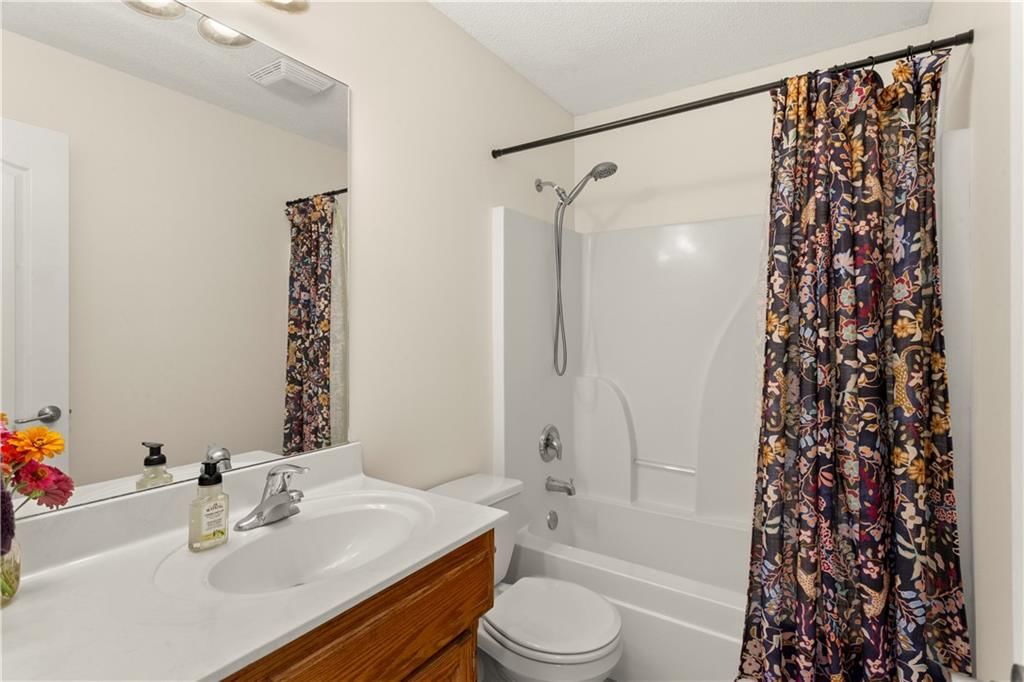 900 NW Poplar Court — photo 20