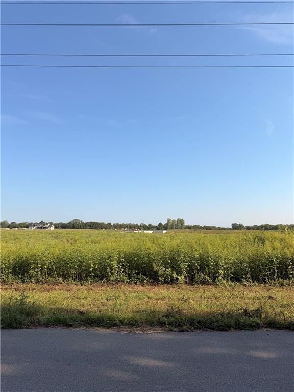 1090 Amara Drive, Raymore, MO