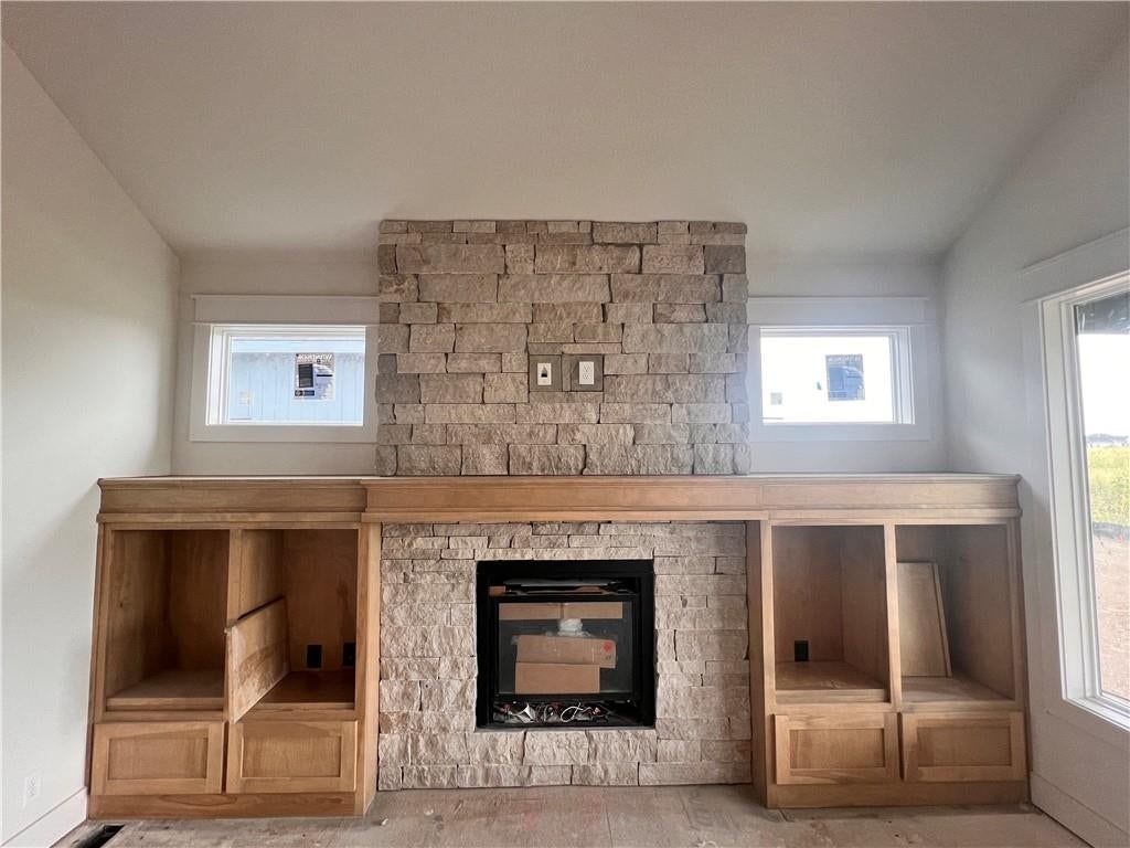 16367 Baxter Street — photo 4