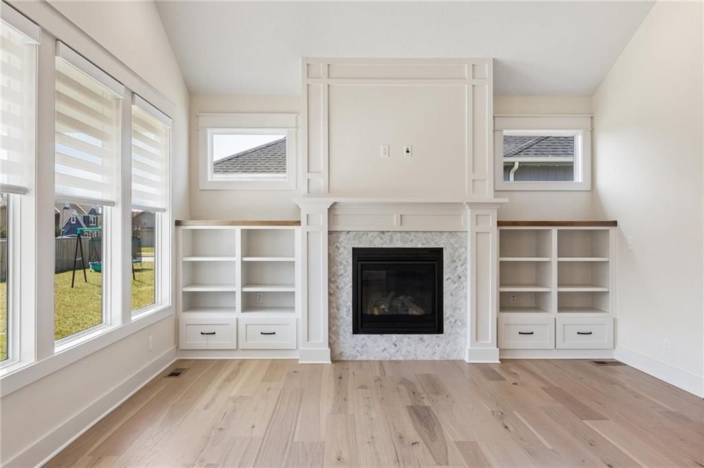 16367 Baxter Street — photo 45