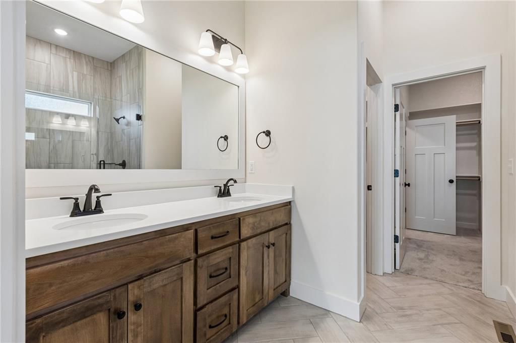 16367 Baxter Street — photo 52