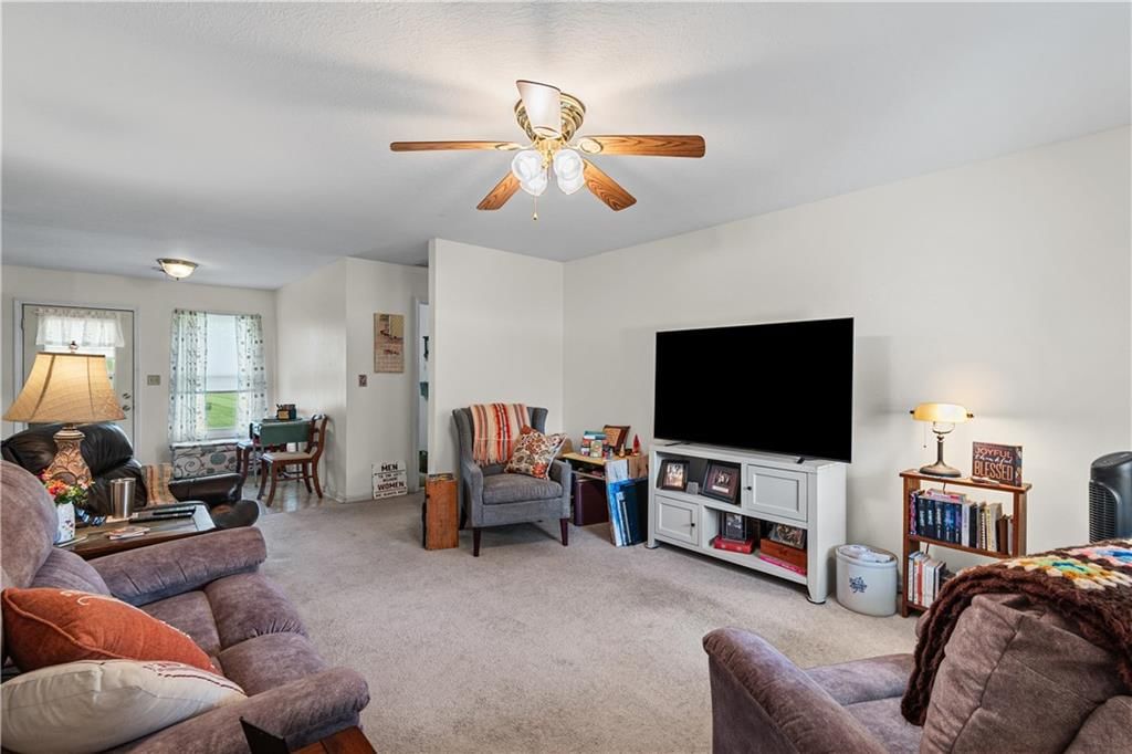 1110-1122 W Prospect Street — photo 17