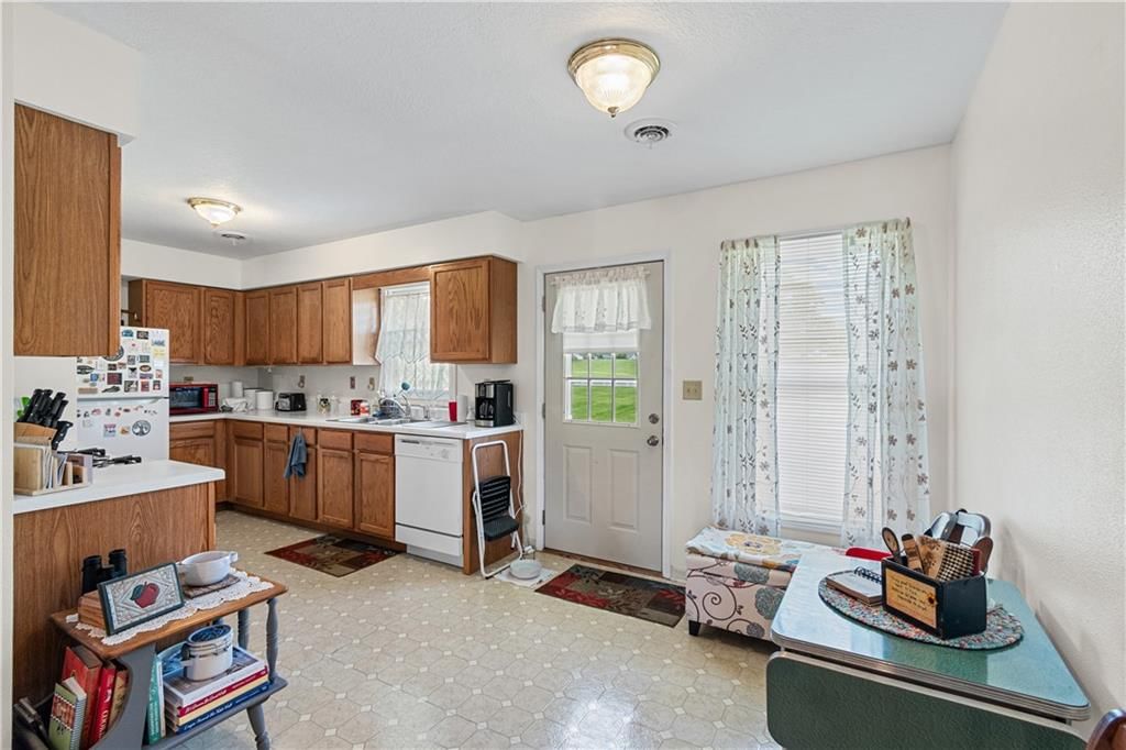 1110-1122 W Prospect Street — photo 20