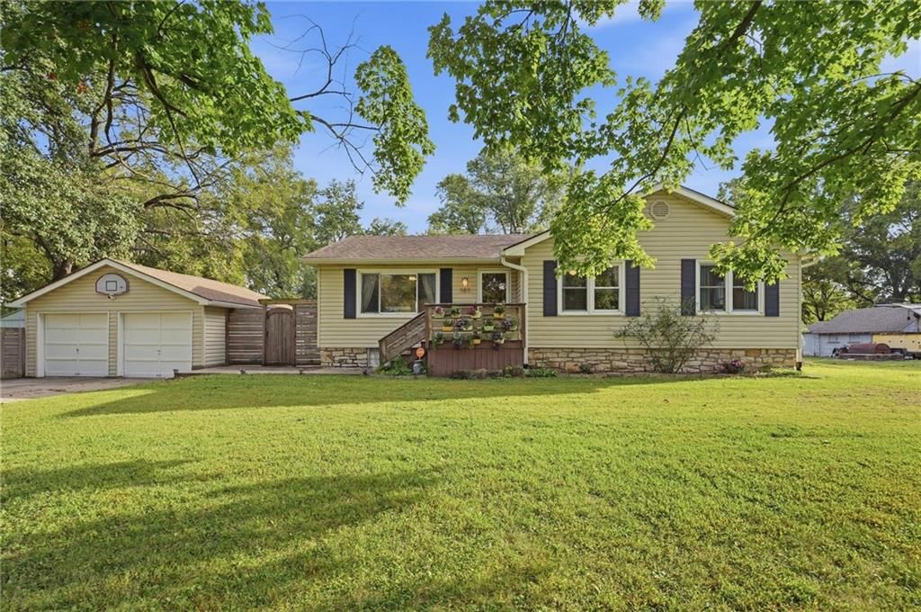 11811 E 53 Street, Kansas City, MO