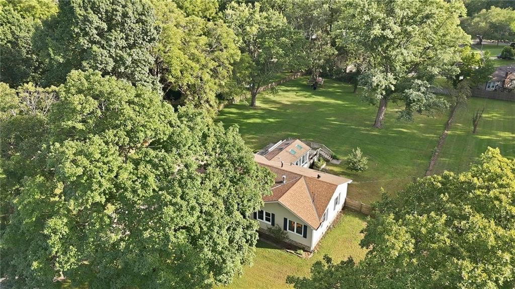 11811 E 53 Street, Kansas City, MO: listing photo 2